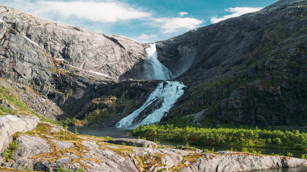 4 Wonderschone watervallen op de Hardangervidda: Nykkjesøyfossen
