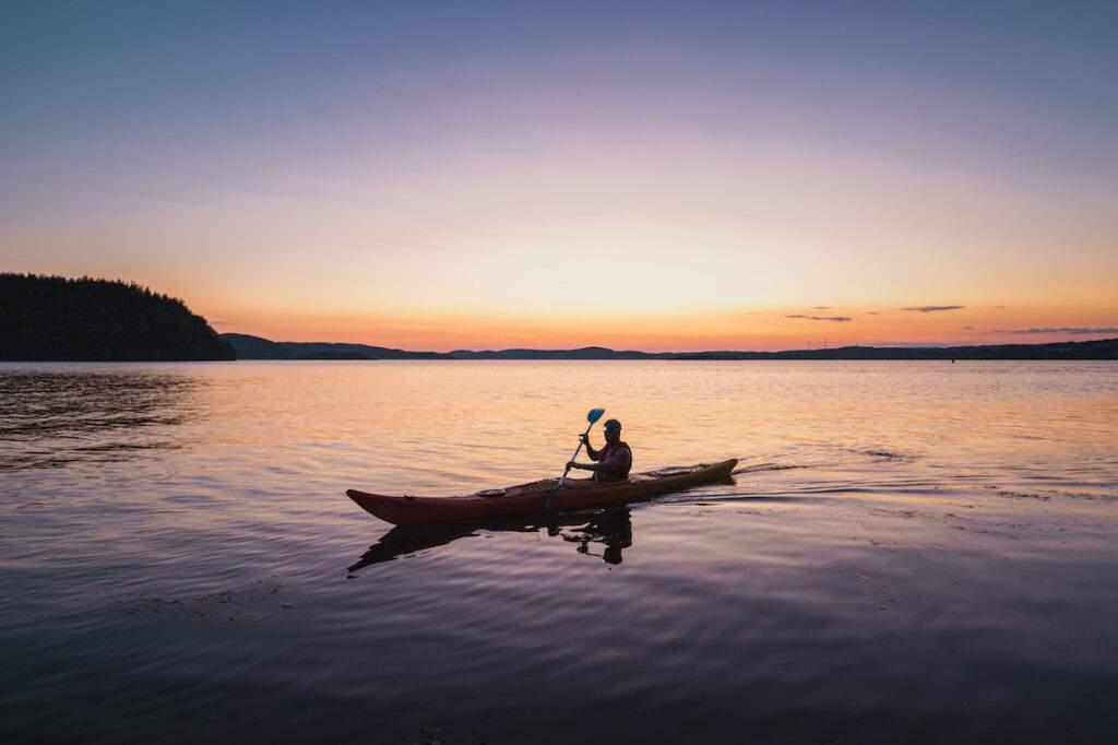 Kayak en Norvège : navigation sur les magnifiques fjords 